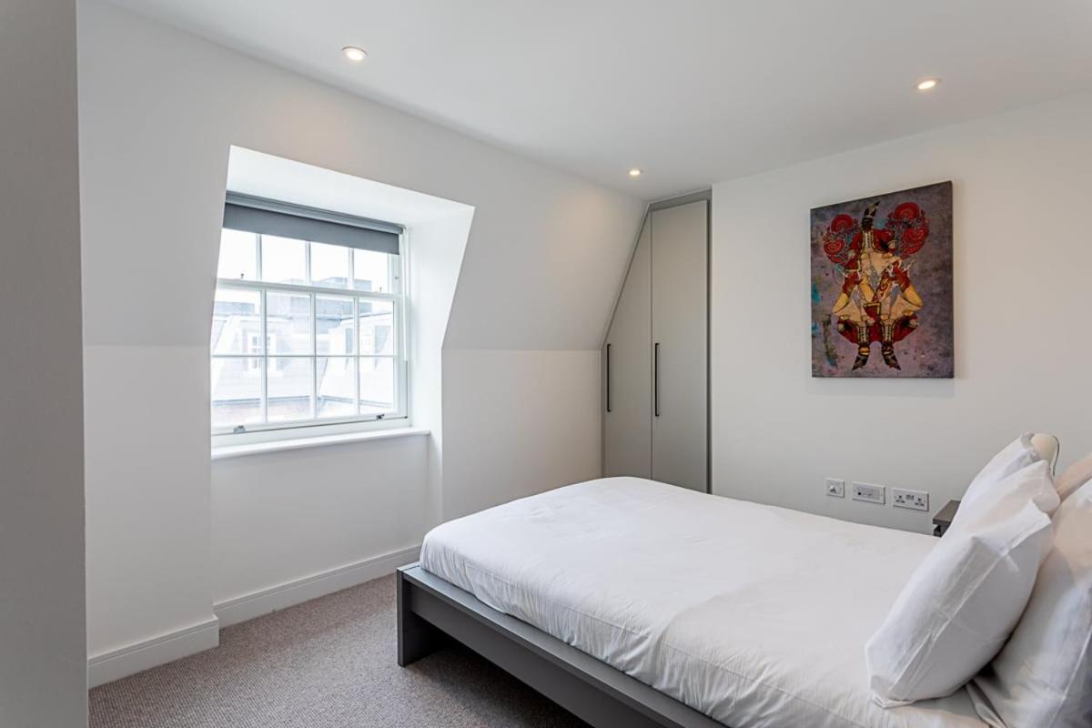 Modern And Stylish Apartment In West Kensington London Eksteriør bilde