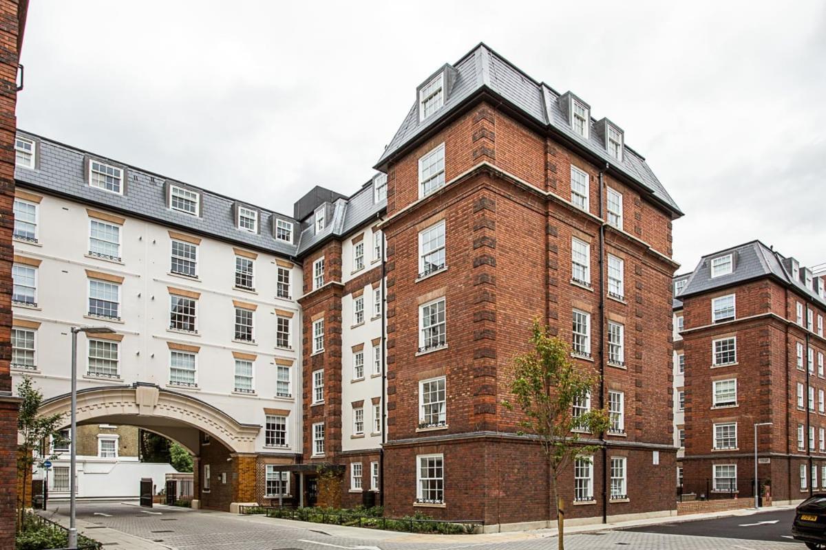 Modern And Stylish Apartment In West Kensington London Eksteriør bilde